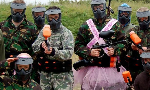 Paintballing 
